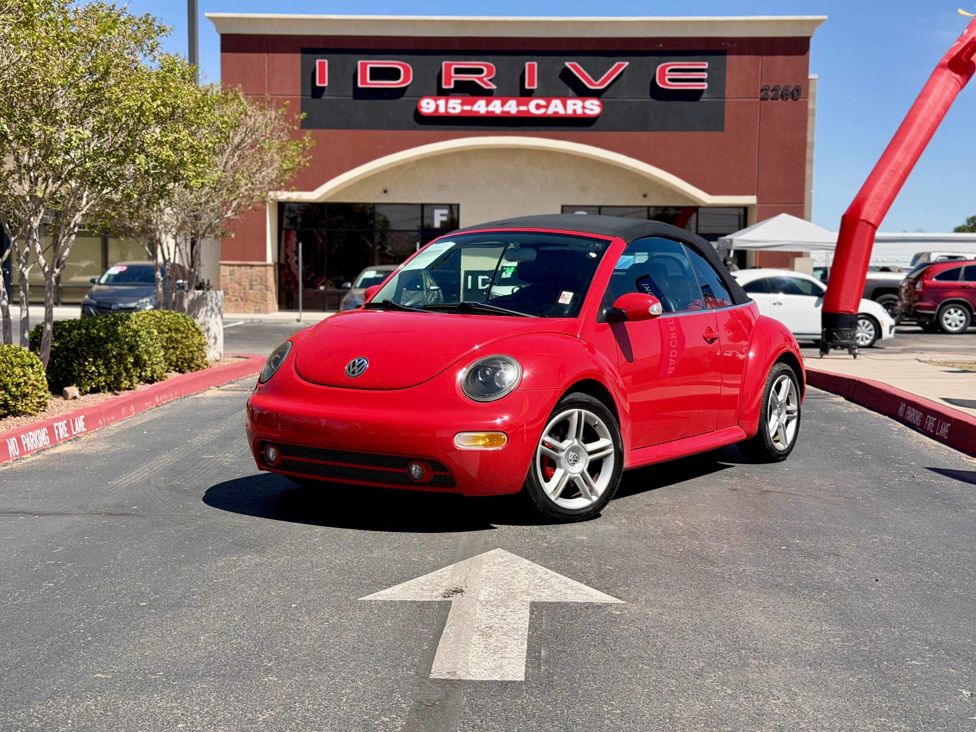 Platinum Gray/Black Cloth Roof 2004 Volkswagen Beetle Hatchback  Manual